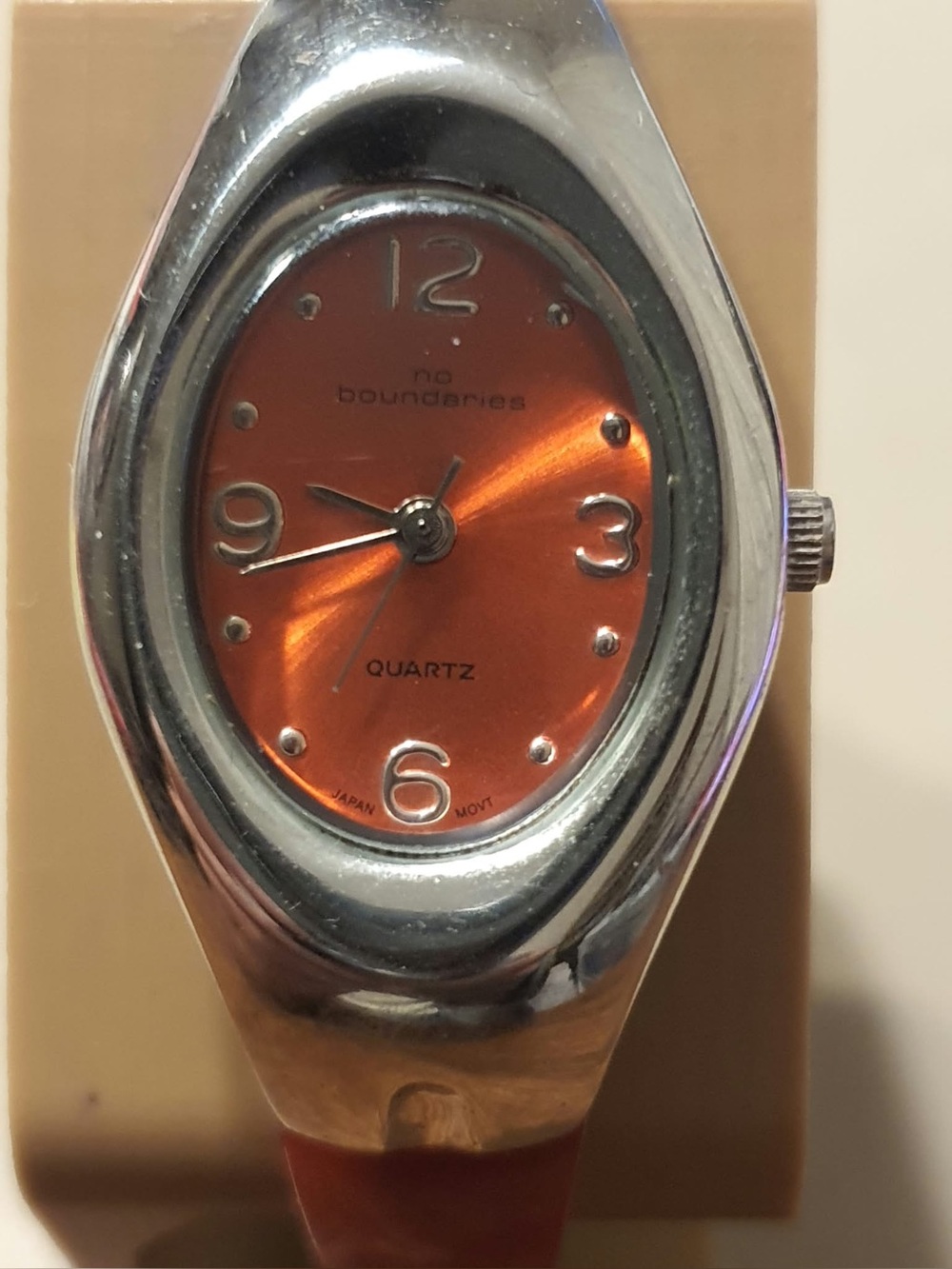 🦋10/$20🦋 No Boundaries Silver/Red Women's Cuff Watch